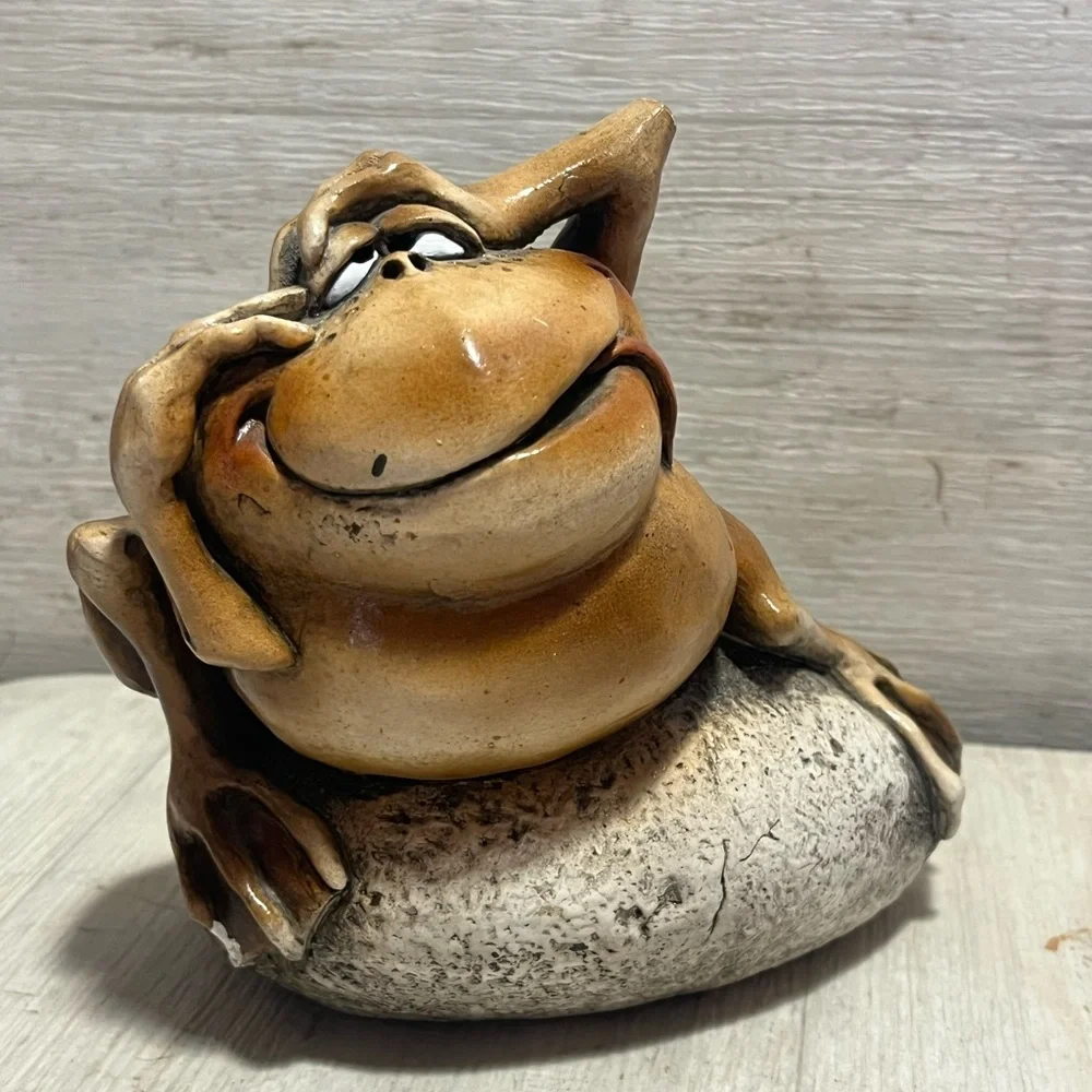 John Raya Beasties of the‎ Kingdom BROWN FLEETFOOT FROG Resin Figurine Retired